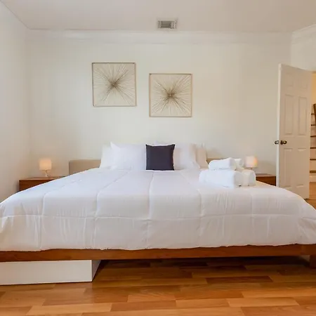 Miami Getaway Heated Pool Villa With Mini Golf & Bbq Extérieur photo