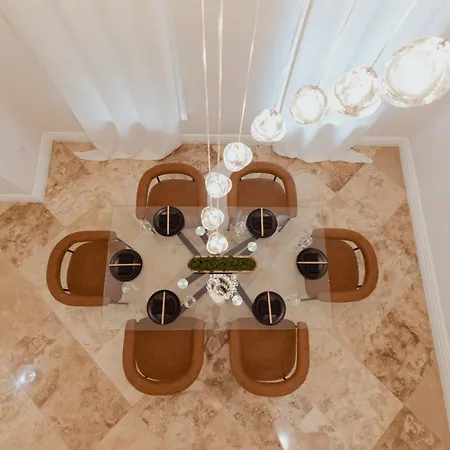Miami Getaway Heated Pool Villa With Mini Golf & Bbq Extérieur photo
