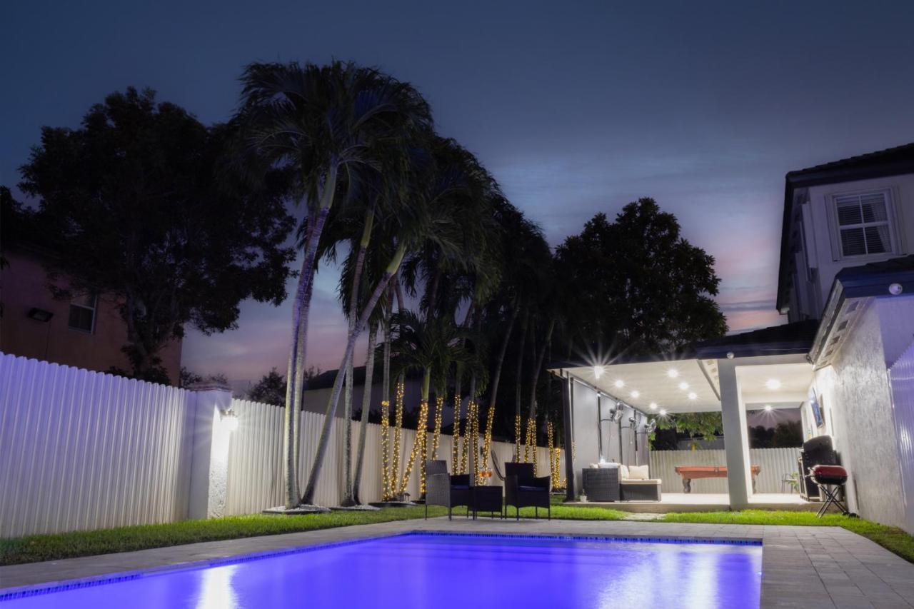 Villa Getaway Heated Pool With Mini Golf & Bbq *