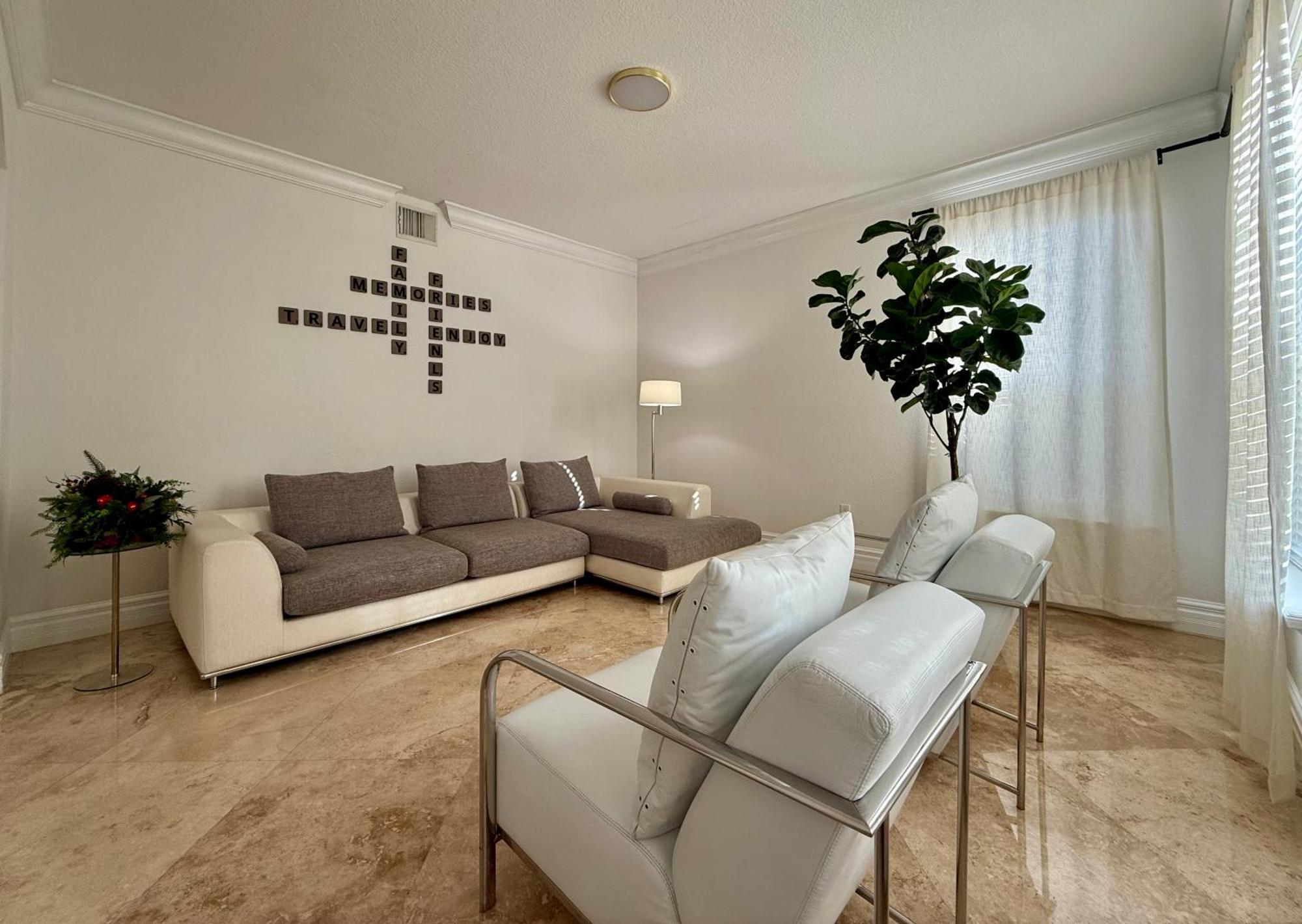 Villa Getaway Heated Pool With Mini Golf & Bbq *