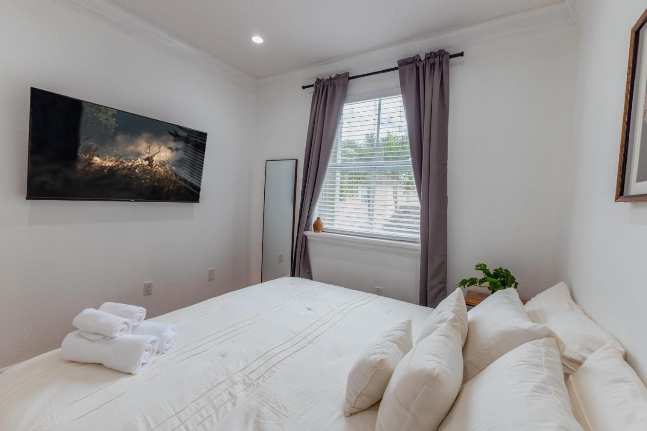 Villa Getaway Heated Pool With Mini Golf & Bbq